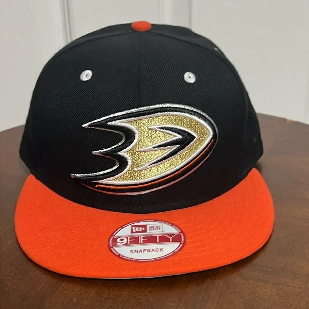 🔥🏒 Anaheim Ducks NHL Hockey Retro Logo Black/Orange New Era Snapback Hat - NEW